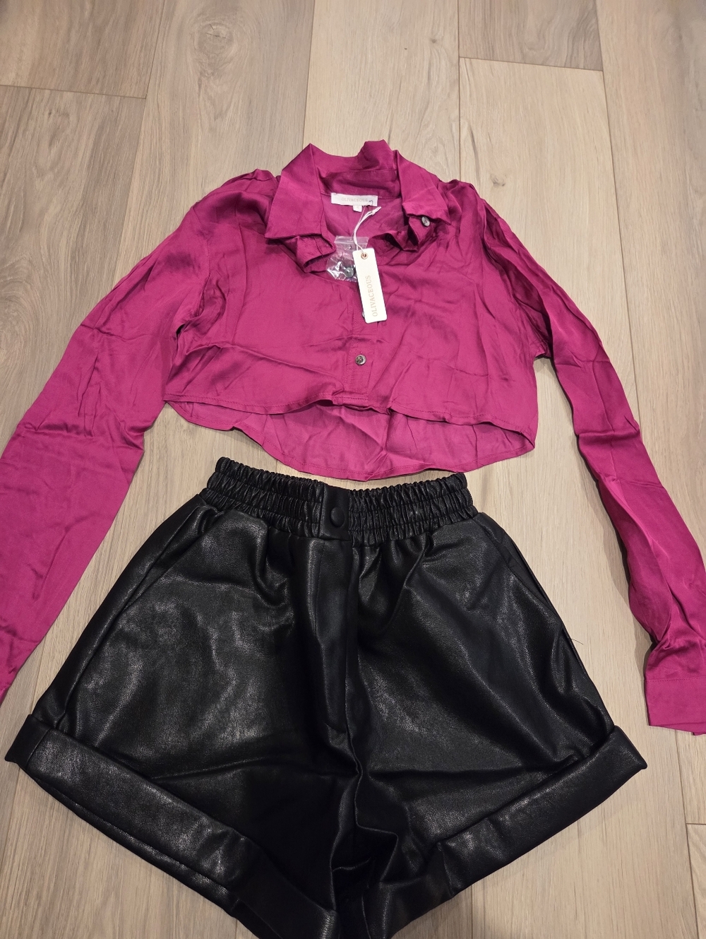 Olivaceous Set 🖤🩷